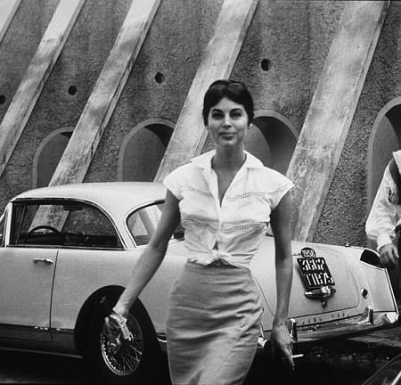 Ava Gardner i Facel Vega