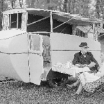 1934_04_tourist_friedel_arist_pfeife-1200x904